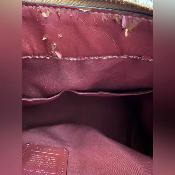 SOLD OUT
Black and Tan Leather Tote Bag - Picture 9 of 11